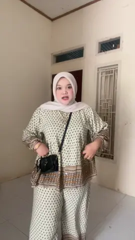 Nyaman poll, spill?