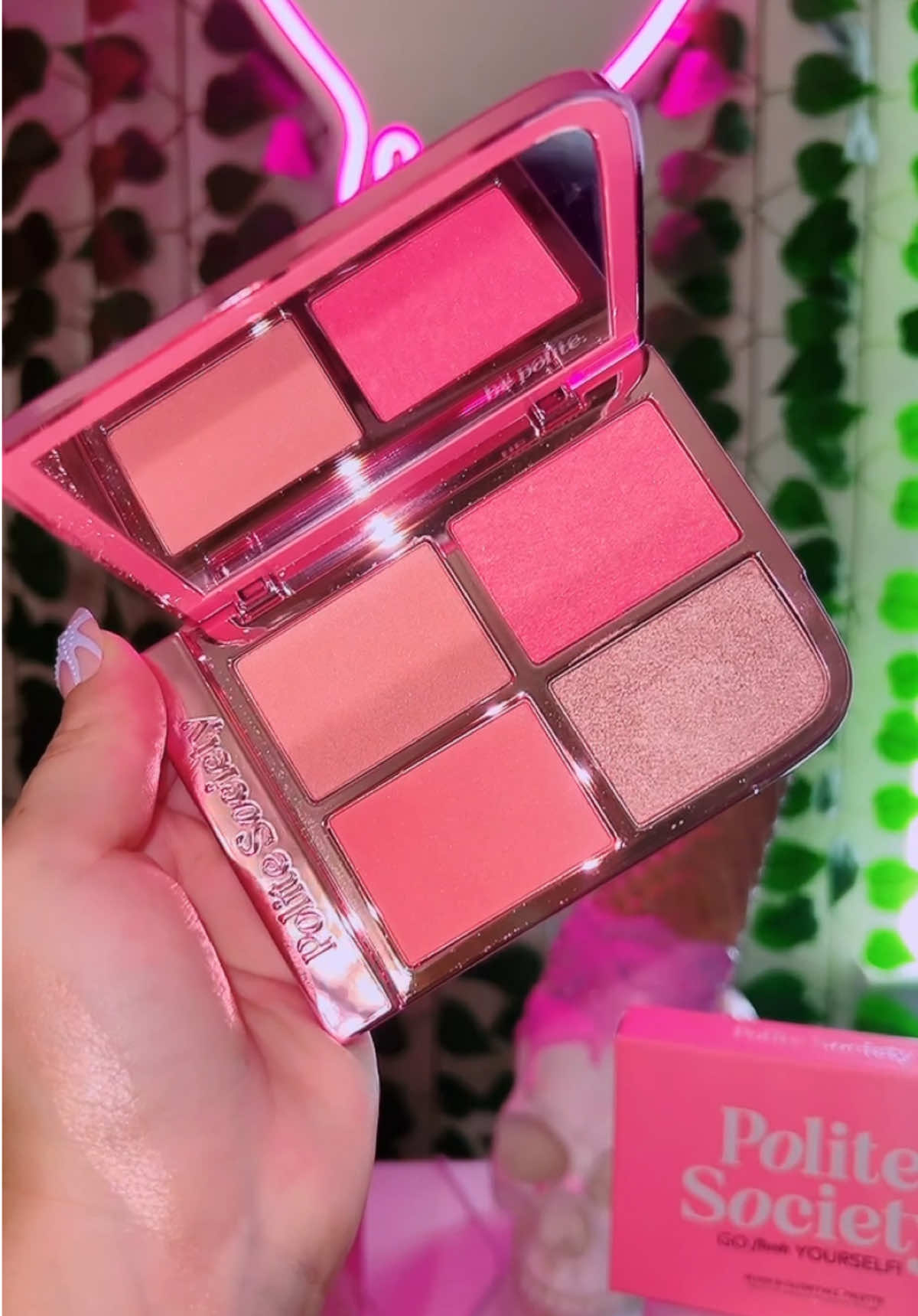 @Polite Society Beauty se a convertido en una de mis marcas favoritas 😍🩷😍 #politesocietyblush #politesocietyreview #creatorsearchinsights #tiktokshopfinds #blush 