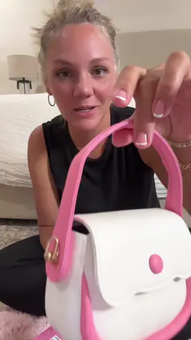 This pretend play purse & makeup set is ADORABLE 💕 Comes with play keys, credit cards, pretend phone, lipstick, brush, and a cute purse to carry it all. The perfect gift for girls who love to play dress up and copy mom! #PretendPlay #ToddlerToys #GiftIdeasForGirls #PlayMakeup #RolePlayToys