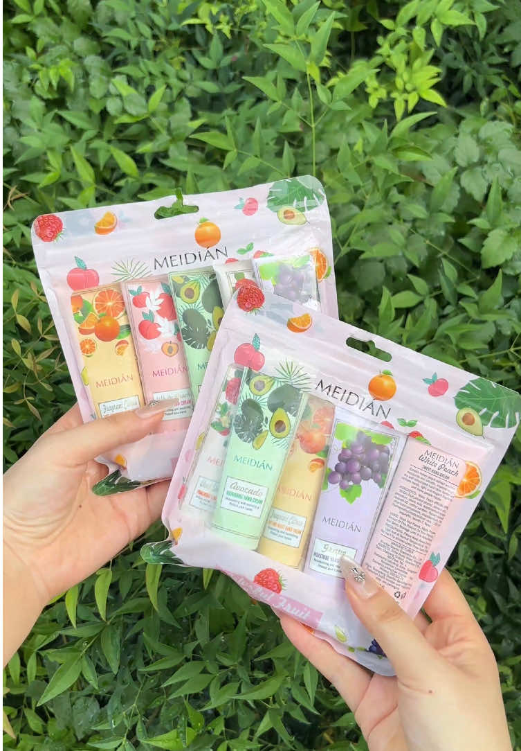 Soft hands to someone special.... #handcream #BeautyGifts #foryou #hand #handcare 