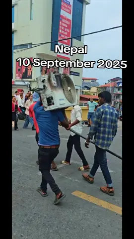 warga Nepal geruduk massa #dpr #nepal #fyp #fyppppppppppppppppppppppp #demonstration 