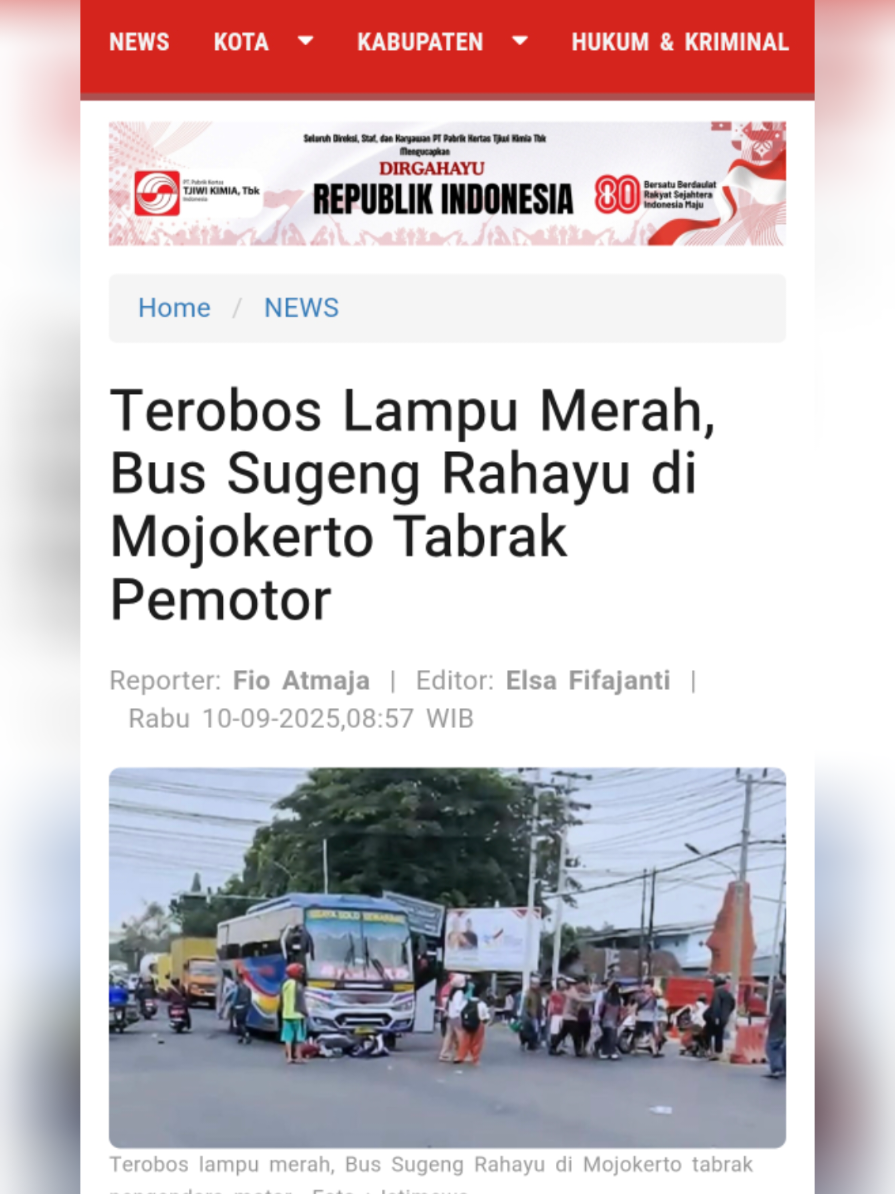 Kasat Lantas Polres Mojokerto Kota, AKP Galih Yasir Mubaroq mengatakan, Bus Sugeng Rahayu nopol W 7379 UZ dikemudikan KMR (29) warga Karangjati, Ngawi ini semula berjalan dari arah utara (surabaya) kearah selatan (Jombang ) yang mana lampu traffic light menyala merah.  Selengkapnya baca di Mojokerto.disway.id  #sumberselamat  #buscepat  #sekarputih  #kotamojokerto  #diswaymojokerto 