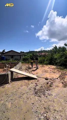 📍 Kg pengalat besar, PAPAR 📎 Working progress update  Sebabkan hujan berterusan kerja kerja pun ada yang tergendala .  tapi tidak apa bah ! kita radu saja 😉 📲 Berminat untuk bina rumah sendiri? 👇🏻Hubungi kami sekarang! 👇🏻 014-9541183 #fypppp #contractor #mdconstruction #binarumahsabah #binarumahmurah 