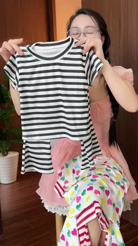 Bộ quần loe kẻ ngang cho bé gái