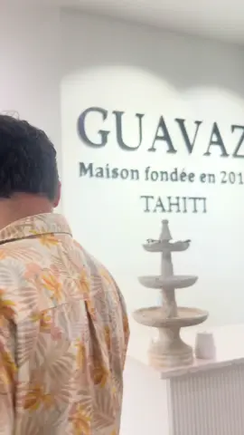 💎 Chez Bijouterie @Guavaz Nouméa, même en famille on trouve toujours le cadeau parfait ✨ Merci à Malia, mon père et mon petit frère pour ce joli moment de partage ❤️ @Priss 🦋 @☆BRAXØ_N₩C 6 8 7☆🤙🤘💯 @Roger Poli  #fyp #nouvellecaledonie #newcaledonia #newcal #noumea  