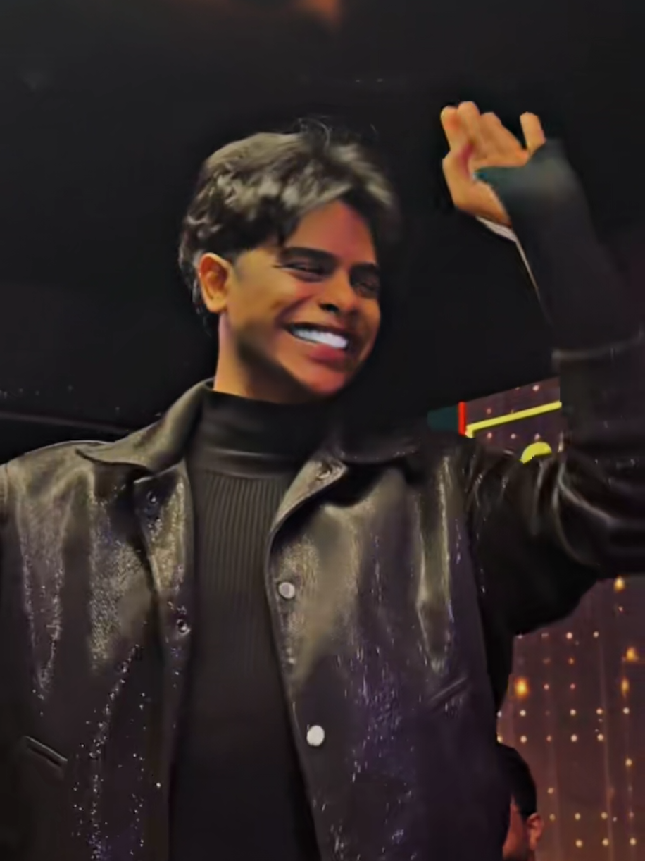 المبدع نايف حكمي 😍💃😍💃😍💃😍#نايف_حكمي #اكسبلور #foryou #creatorsearchinsights #الشعب_الصيني_ماله_حل😂😂 