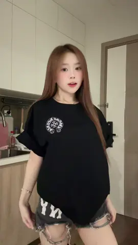 vc gì phải lệ rơi 😎