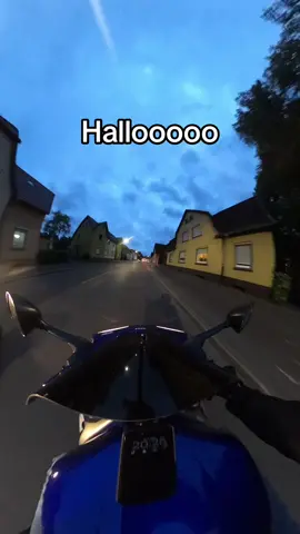 Hallo und tschüss🥰 #forbiker #bikercommunity #nightdrive #foryou #yamahar6 