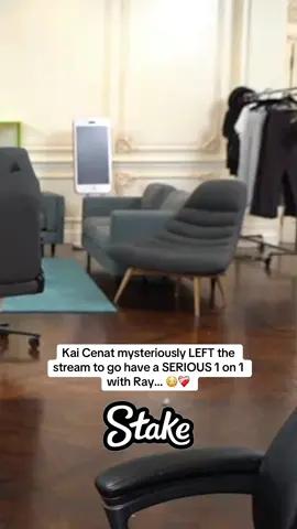 Kai Cenat mysteriously LEFT the  stream to go have a SERIOUS 1 on 1  with Ray… 😳❤️‍🩹#kaicenat #mafiathon3 #twitch 