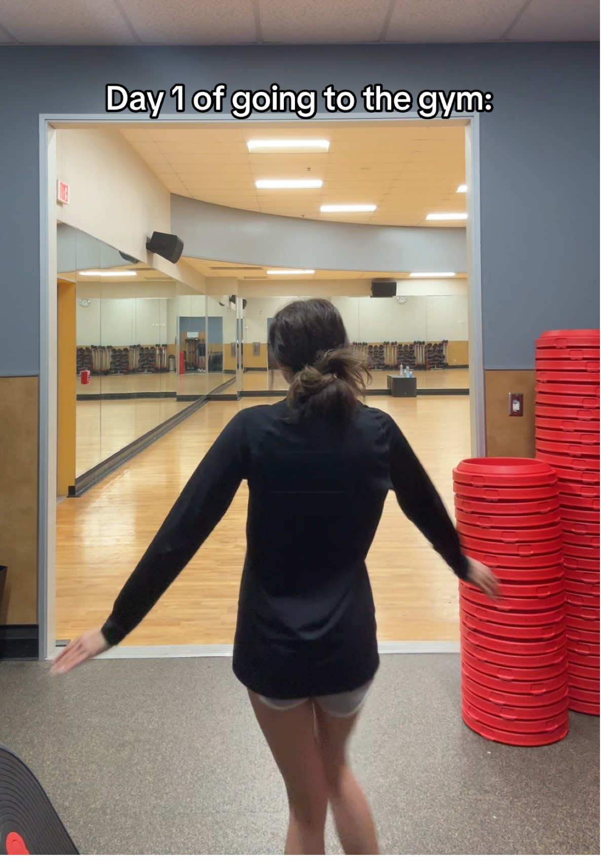 You’ll catch me working out daily for the next 75 days :) #gym #24hourfitness #preworkout #dance #75hard 