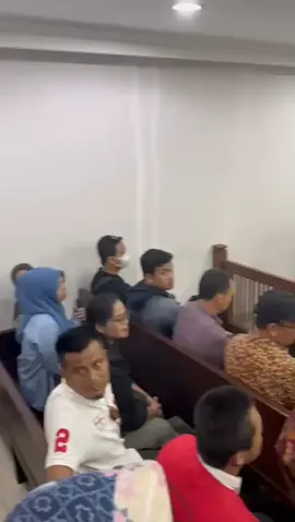 Sidang Keempat Perkara Kriminalisasi Awwab dan Marsel di PN Jakarta Pusat, Rabu (10 September 2025). Ramai dan menarik perhatian banyak pihak.  #BebaskanAwwabDanMarsel #SelamatkanPekerjaPTWKM 
