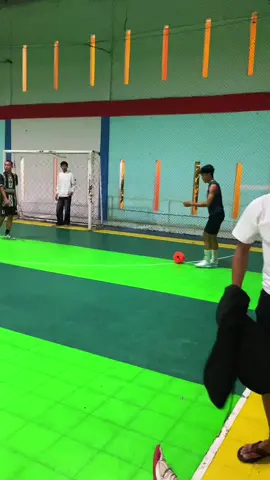 gini kan trend nya?#fyp #futsal #masukberanda #futsalplayer #doubletouch