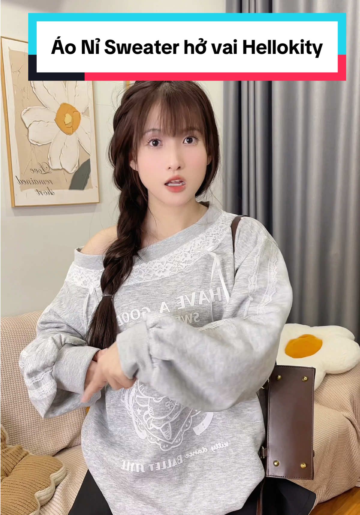Áo Nỉ Sweater hở vai Hellokity #aoni #sweater 
