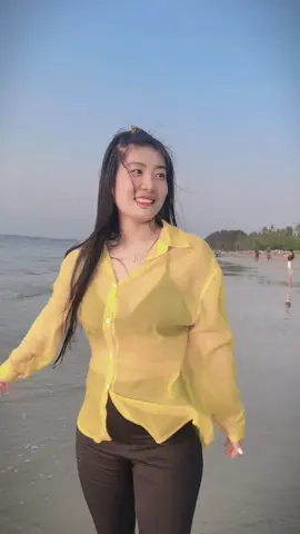 #ပင်လယ်ဟာကိုယ်ပါ🌊🌊🌊အမှောင်တွေလာရင်🕊 #မြင်ပါများပီးချစ်ကျွမ်းဝင်အောင်လို့🤒🖤 