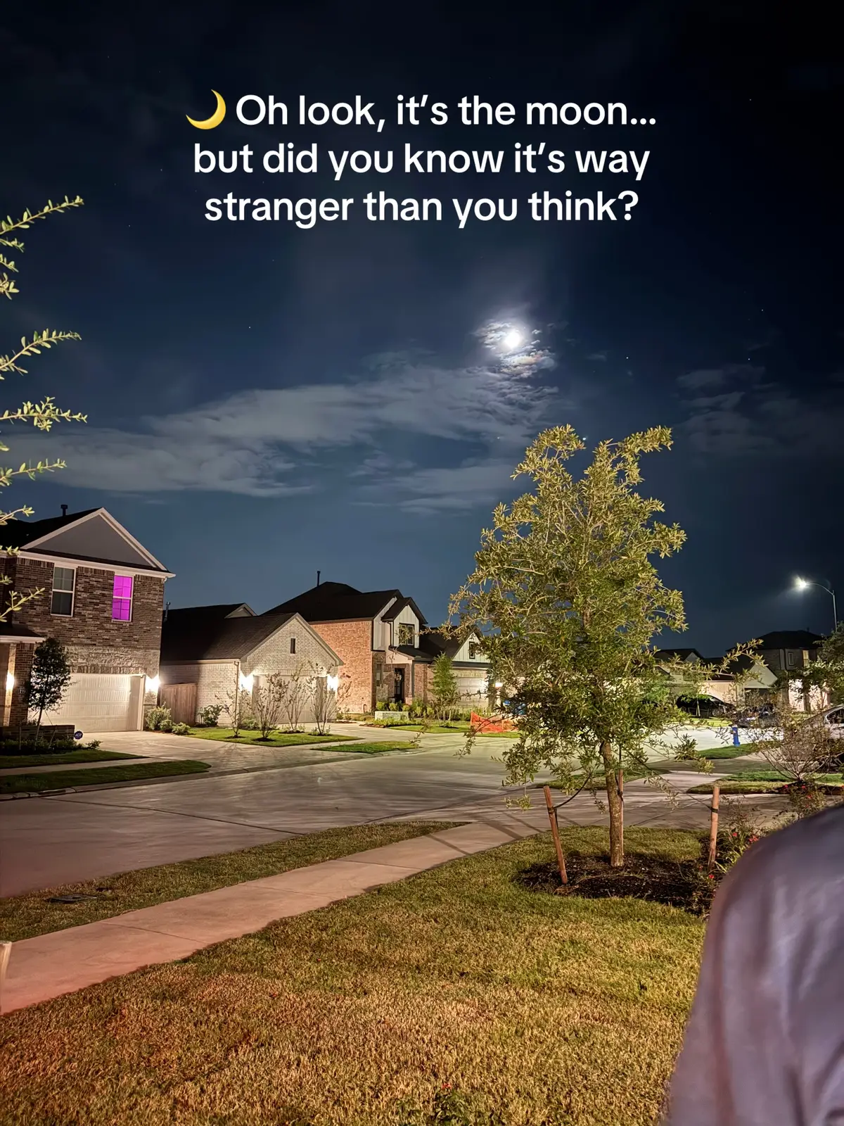 The moon has always felt magical… but what if it’s hiding secrets? From footprints that last decades, to craters in eternal shadow, to strange shapes no one can explain — Did humans really land there? What’s on the far side we’ve never seen? Drop your thoughts below 👇 Let’s see if the community can settle this cosmic debate together! Either way did y’all make moon water??? Which side are you on — did we land on the moon or not? #moonmagic  ##karën##cosmicquestions#unsolvedsecrets #moonwater 
