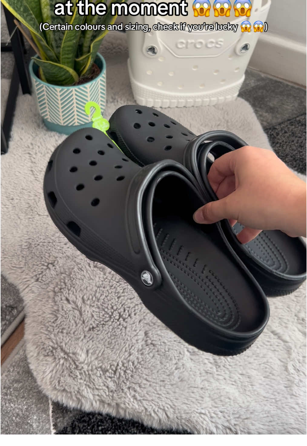 You can literally get @CROCS UK classic clogs for up to half price right now.. like seriously how crazy is that?? 😱😱😱 #crocs #crocsuk #crocsuksuperbrandday #crocsbrandday #crocsukbrandday 