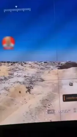 Sebuah adegan mengejutkan dari jantung Gaza, di tangkap oleh pesawat militan Israel , menunjukan ribuan pria menentang pemandangan dalam gambar yang belum pernah terjadi sebelumnya, bahkan dalam perang sengit sekalipun. Kelompok Ghafira sedang mencari makanan untuk memuaskan rasa lapar mereka di tengah pengepungan yang mencekik dan penghancuran yang meluas , seolah -olah itu adalah perjalanan menuju kelangsungan hidup di dunia yang telah hilang kemanusiaannya. Ini adalah adegan yang meringkaskan tragedi , mirip dengan kiamat , di mana roti berubah menjadi mimpi pria dan satu-satunya. #Save_Gaza 