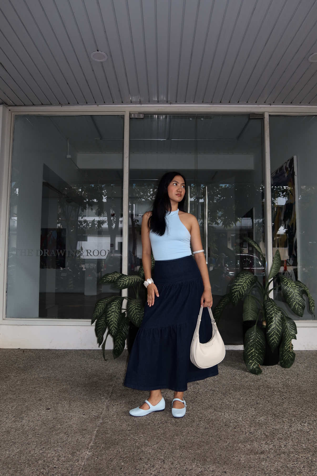 as a mindful fashionista, it’s important that I also have a mindful haircare set for my hair! Switch to Real with @Herbal Essences Philippines 🌱🩵  #HerbalEssencesPH #ad #sponsored