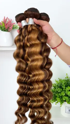 So Thick & Full of these 4 27 Highlight Loose Deep Wave Bundles!🌷🌷🌷 #getreadyforfashionweek#fallfreshness#rushready2025#novatopfinds#crazythursdaylive#uwigshair#loosedeepwave#highlightshair#highlightcolor#curlyhair#curlyhairroutine #fullhair#rawhair#quickweave#humanhair#humanhairextension#longhair#foryourpage#slayqueen#outdoorfun#factoryprice#factorydirect#fyp#onsale#loosedeepwave#bigsale#trending#tiktokshop