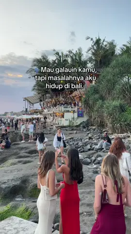 Gmn dong wi🤪 #fypシ゚viral🖤tiktok #f  #canggu #sunset #fppppppppppppppppppp  