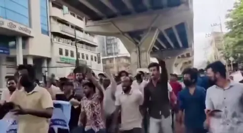 আজ দুপুরে চট্টগ্রাম মহানগর আওয়ামী লীগের বিক্ষোভ মিছিল। 💥✊@জয় বাংলা জয় বঙ্গবন্ধু @বাংলাদেশ ছাএলীগ 
