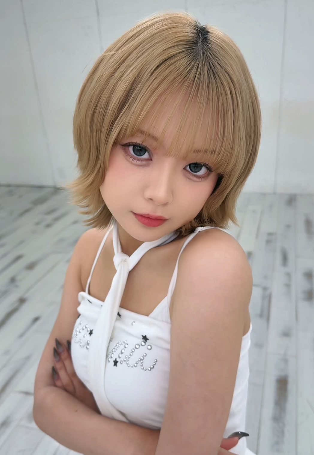 オフショル系は少し苦手