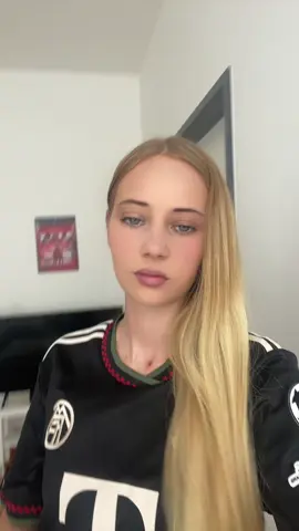 Samstag geht’s nach München🙋🏼‍♀️  #fyp #viral #fcbayern #miasanmia #hsv 