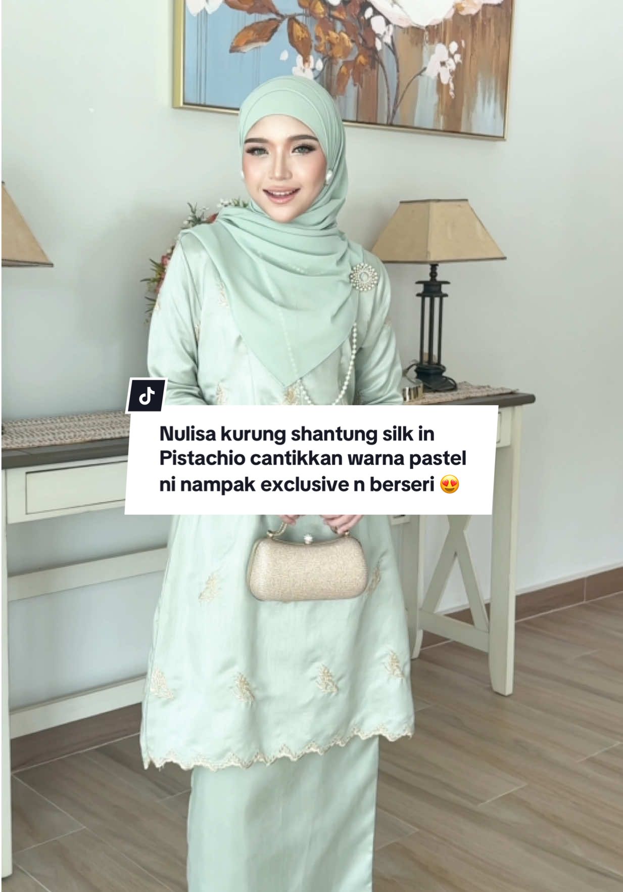Nulisa kurung shantung silk in Pistachio cantikkan warna pastel ni nampak exclusive n berseri sangat bila pakai 😍🥰 Jom masuk live launching esok Khamis jam 9pagi tau ‼️ #nfhboutiquegallery #kurung #bajuwanita #kurungcantik #kurungmurah 