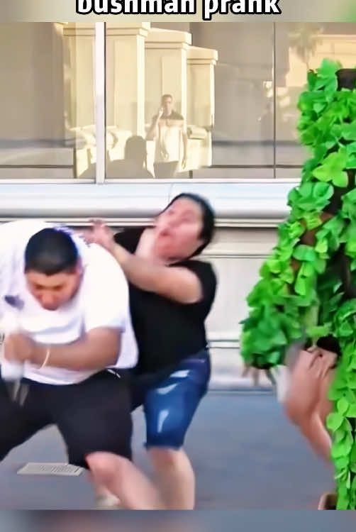 Bushman prank #funny #funnyvideos #fun #Foryou #funnymoments #fyp #prank #bushman #usa #bushmanprank #haha #sofunny #tiktok 