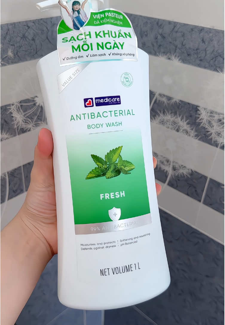 Xài cả năm chưa hết 😎 #bquinriviu #review #suatam #skincare #fyp 