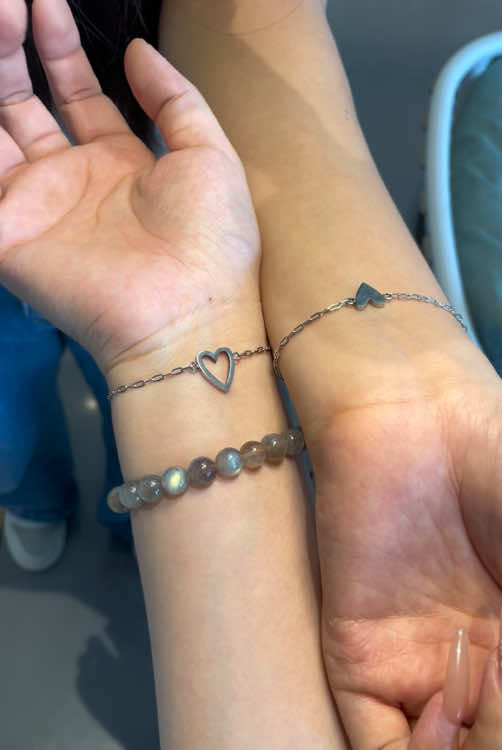 These are the absolute sweetest matching bracelets. Perfect for a mommy and me moment.❤️🥹🫶#mommyandme #momanddaughter #matchingbracelets #Love #giftideas 