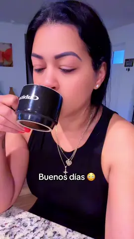 No es fácil 🥵 lo peor es el cansancio 😴 #sueño #deudas #cansancio #humor #coffee 
