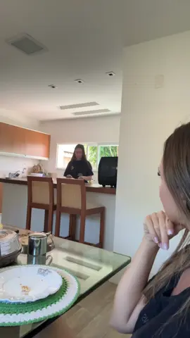Olha que acordou cedo 