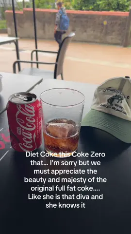 maybe the best invention since flight??? #coke #dietcoke #cokezero #cocacola 