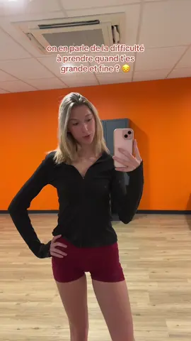 me buter au hipthrust pour le restant de mes jours finalement  #fyp #GymTok #gymgirl #pdm #muscu 