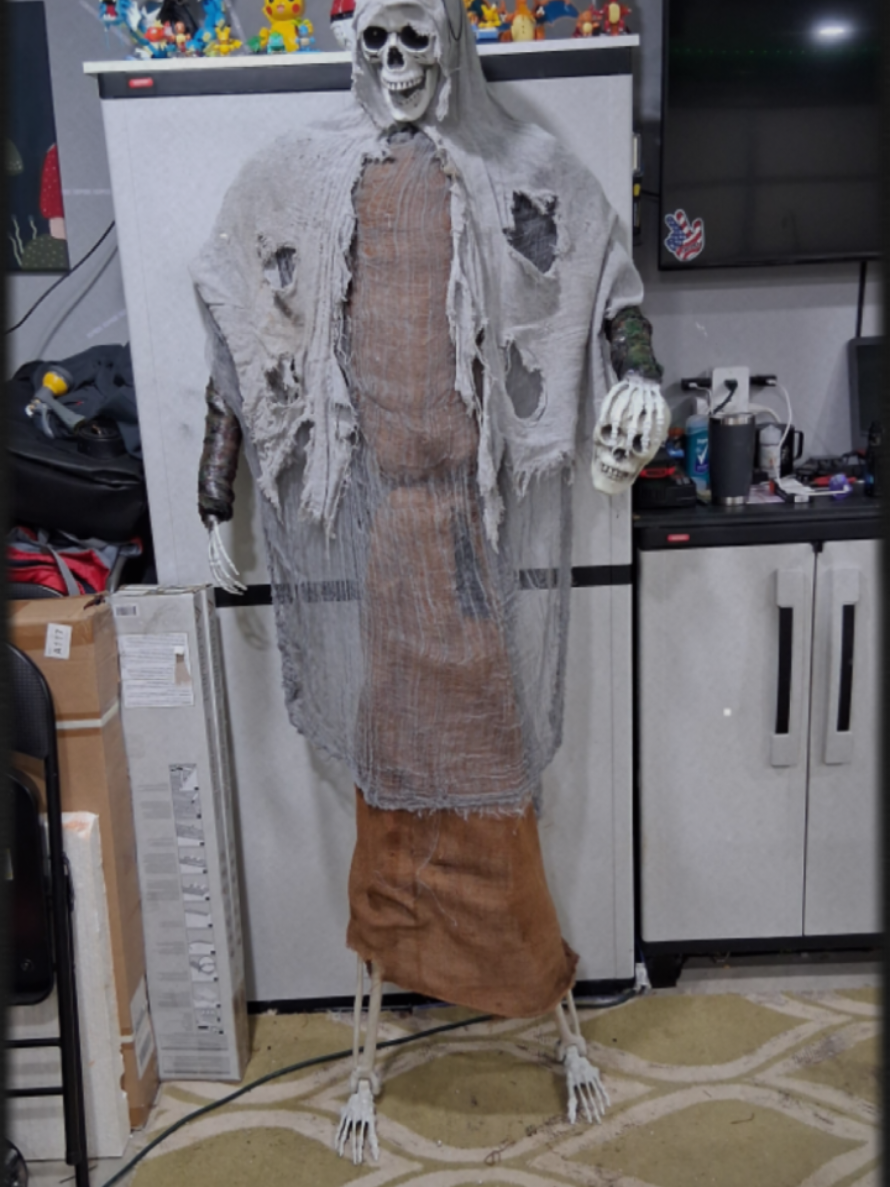 Enjoying life, second Halloween prop completed. #halloweenprops2025 #Halloween2025 #Halloweendiy #Halloween #Halloweenprops @skeleton @halloween 