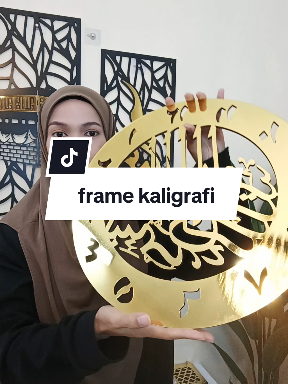 jam ni nampak mewah size jam 40cm #framehiasandinding #framehiasanislamik #framecantikmurah #frameislamicmodern #framehiasan 