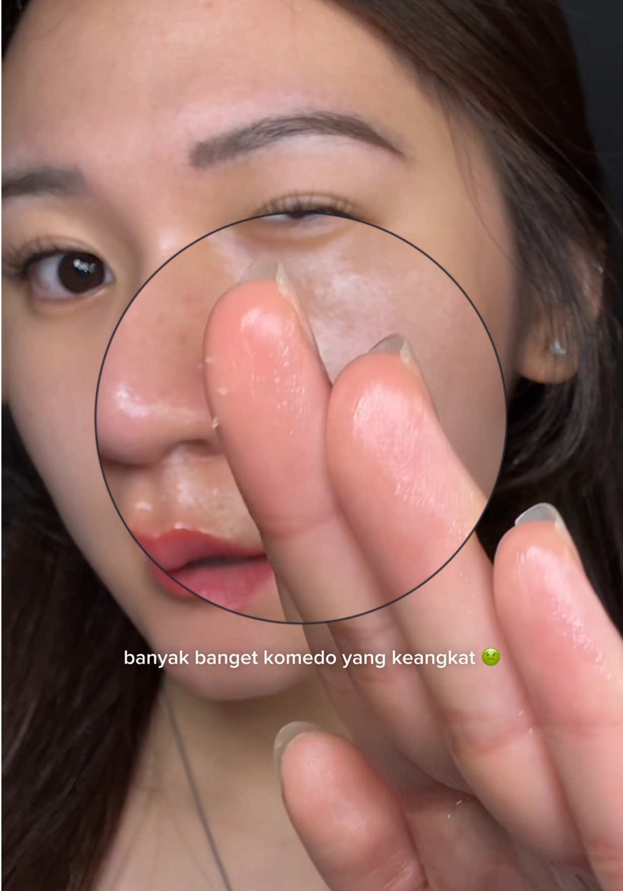 produk barunya bnb gong banget sih! komedo auto keangkat semua 🤢😱 #cleansingoil #skincare #skincareroutine 