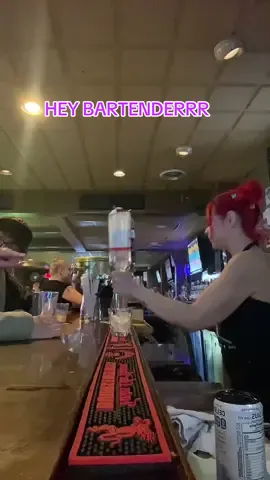 #tiktoklive #livehighlights What’s your drink order?! #bartender #mainlymakeupah #serviceindustry 