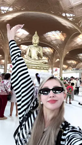 🇰🇭🇨🇳 I'm here to visit the new airport. #柬埔寨 #金边 #cambodia 