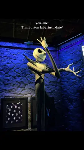 📍Tim Burton Labyrinth Berlin #TimBurton #labyrinth #berlin #corpsebride #aliceinwonderland #sleepyhollow #edwardscissorhands #nightmarebeforechristmas 