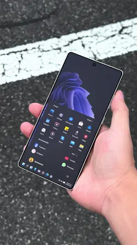 Samsung S25 Ultra changes the game: your Windows desktop and AI-driven search in one device. Want the full step-by-step tutorial?  #s25ultra #customhomescreen #windows #samsungsetup #aesthetictech 