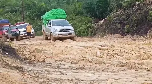 #pejuangrupiah #hilux4x4 