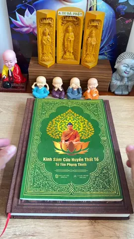 Tháng 7 Vu lan báo hiếu, con cháu tụng kinh Sám hối cửu huyền thất tổ, để sám hối và hồi hướng công đức cho cha mẹ, ông bà tổ tiên. #kinhsamhoi #cuuhuyenthatto #kinhsamcuuhuyenthatto #tungkinh #suutamphapthoai 