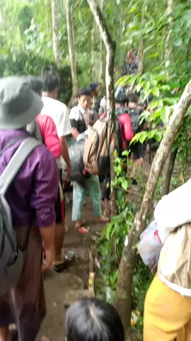 #ထိုင်နိုင်ငံတခါးတက်ဖို့မလွယ်ဘူးဗျာ့း🇹🇭🇹🇭💪💪#ဒီးခံစားချက်ကိုအောက်လမ်းကလာတဲ့သူတေပဲသိကြတယ်🙏🙏🙏#အားပေးသူတိုင်းကိုကျေးဇူးတင်ပါတယ်😘😘😘 #တာဝါဒီခ🇹🇭🙏 #ပြန်လည်မျှဝေပေးတာပါ🤜🤛🤝 