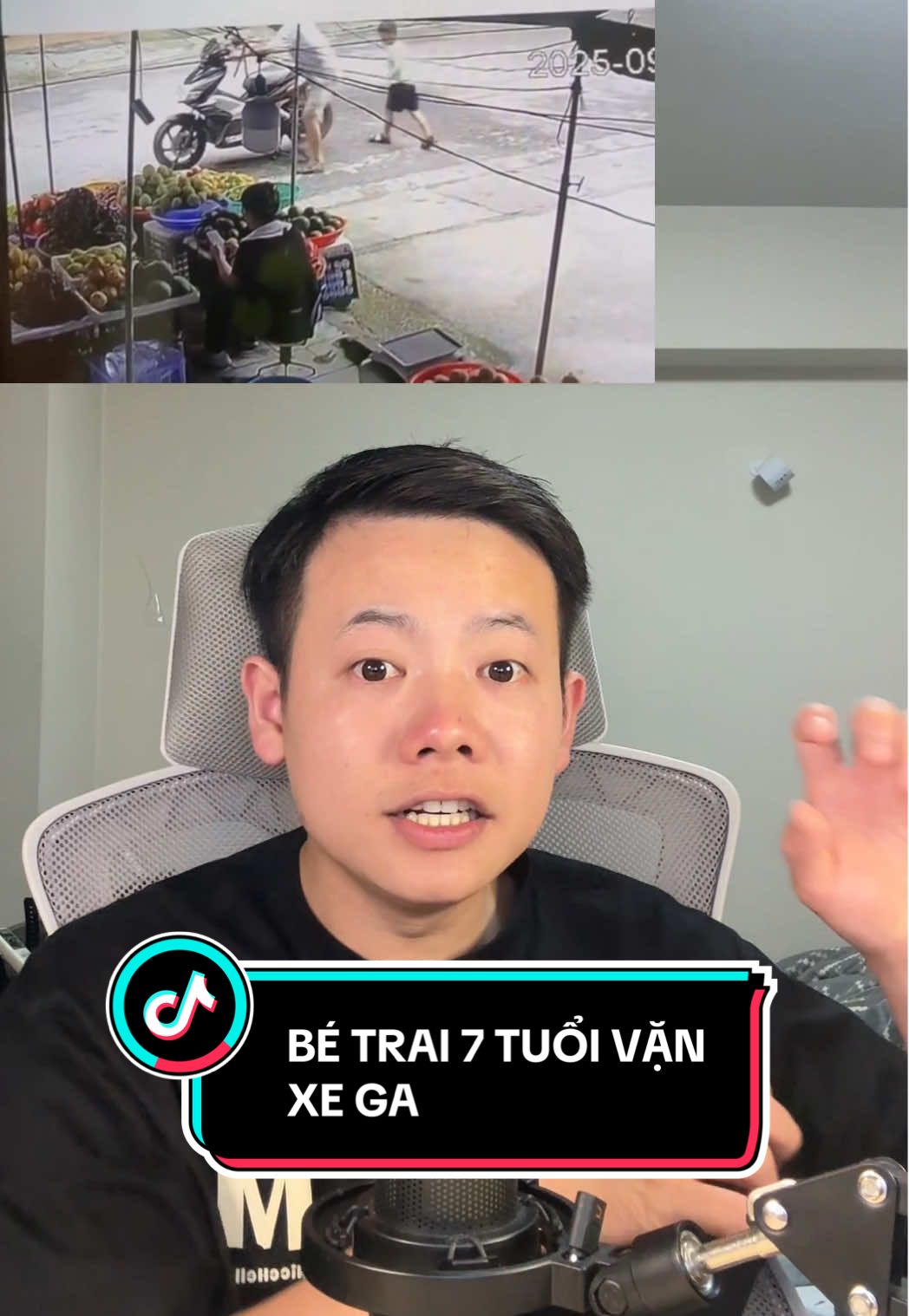 Vặn xe tay ga cháu trai 7 tuổi đi mãi #videobetrai7tuoivanxetayga #vanxetaygabetrai7tuoi #betrai7tuoivanxega #tintuc24h 