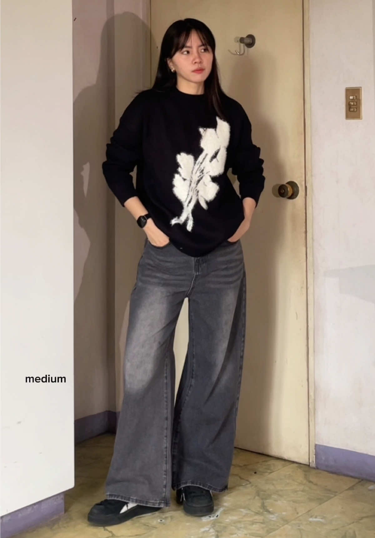 up size for baggy fit.👌🏻 For reference: 5’5 height 27 waistline #pants #pantsrecommendation #TikTokFashion #outfit #fyp 