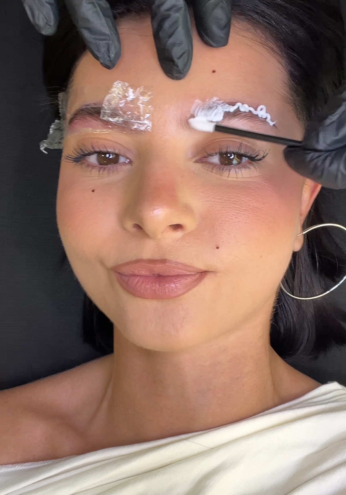 mon premier browlift <3 faut pas prendre peur la teinture est plus foncée le premier jour mais s’estompe parfaitement le second jour :) #browlift #ditl #dayinmylife #Vlog #browlamination 