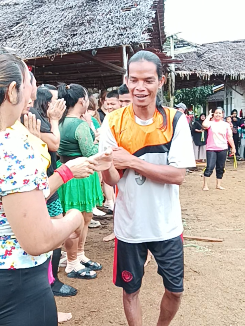 kasti semayang kakde beti gak mau salam bukan muhrim katanya 😁🤣🤣🤣 #kasti