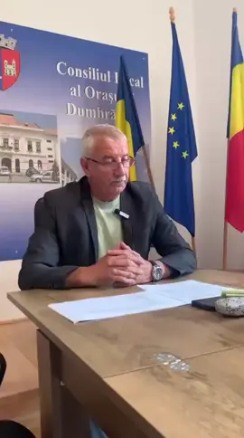 Interviu cu primarul Emil Dârloşan: Elevii Liceului “Timotei Cipariu” din Dumbrăveni vor putea beneficia de practică plătită în cadrul a două firme din oraș. detalii în ziarul Sibiu Independent #interview #sibiuindependent #dumbrăveni #sibiu 